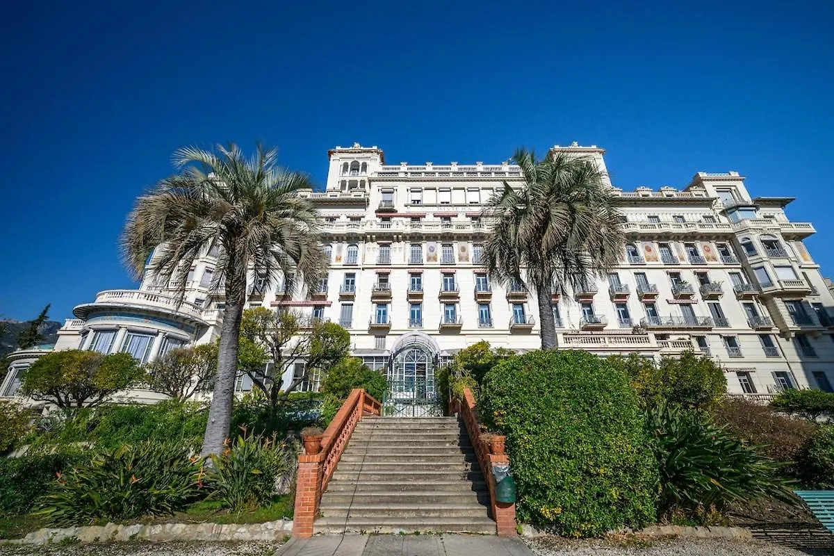 Riviera Palace - Vue Sur La Mer - Parking Prive Mentona 0*,