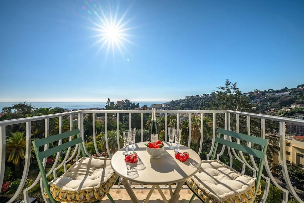 Apartment Riviera Palace - Vue Sur La Mer - Parking Prive Menton